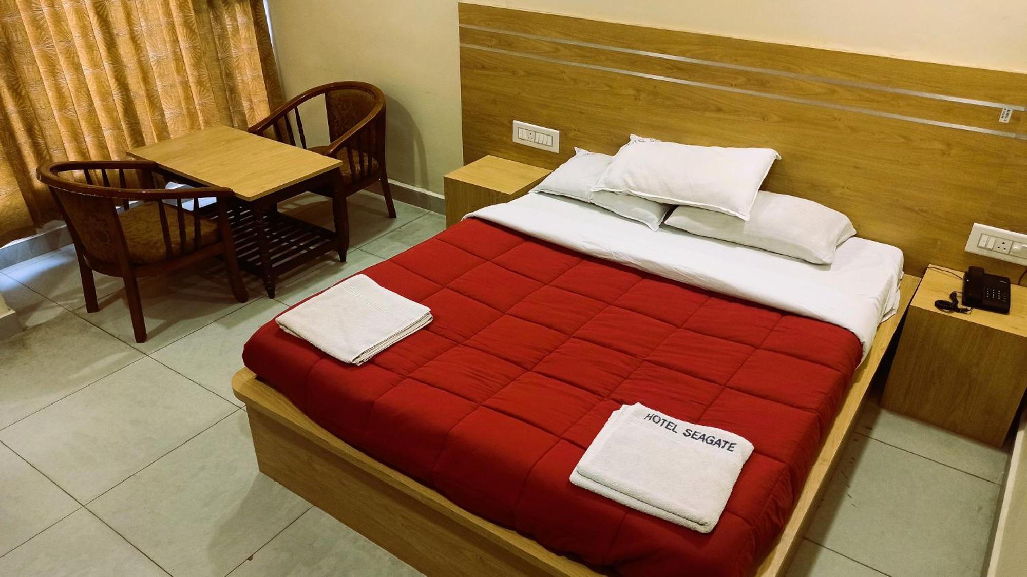 Hotel Seagate 维尔尼甘尼 外观 照片